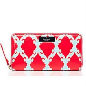 Kate Spade Neda Daycation Zip Wallet in Coral Red Turquoise Blue Trellis Tile